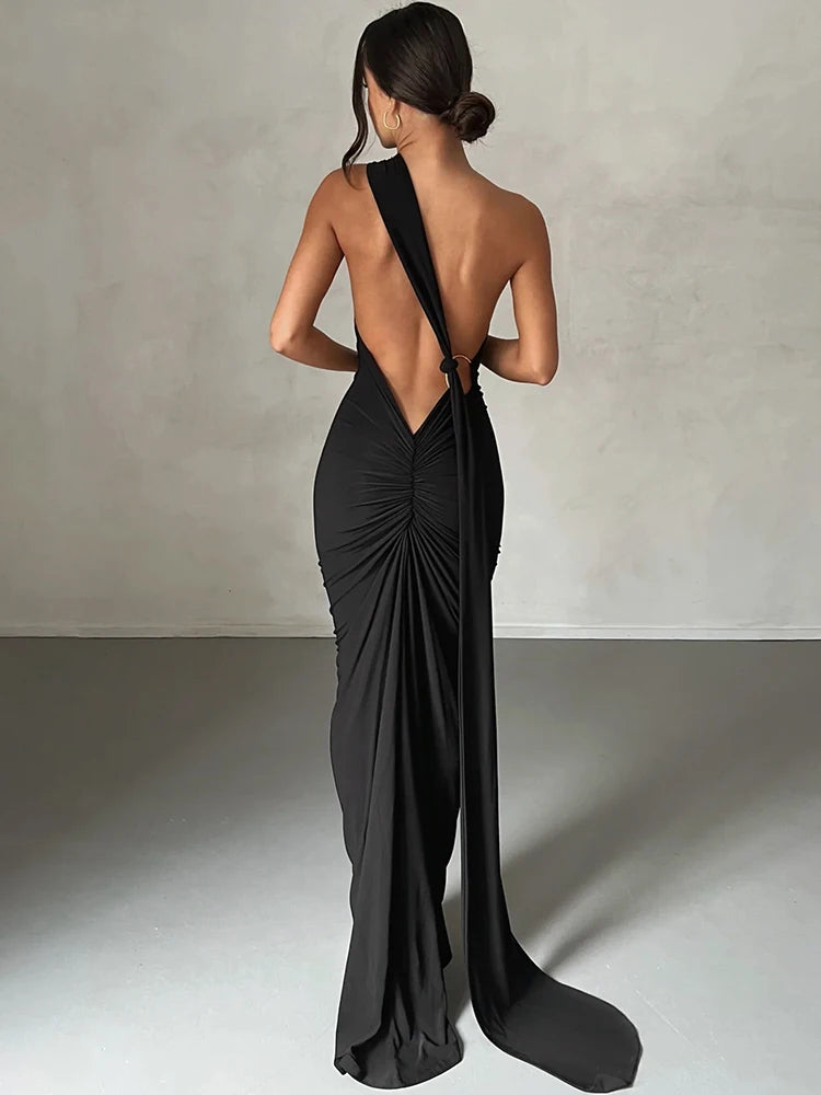 Vestido largo asimétrico con espalda abierta