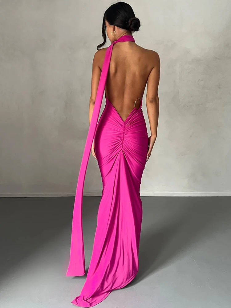 Vestido largo asimétrico con espalda abierta